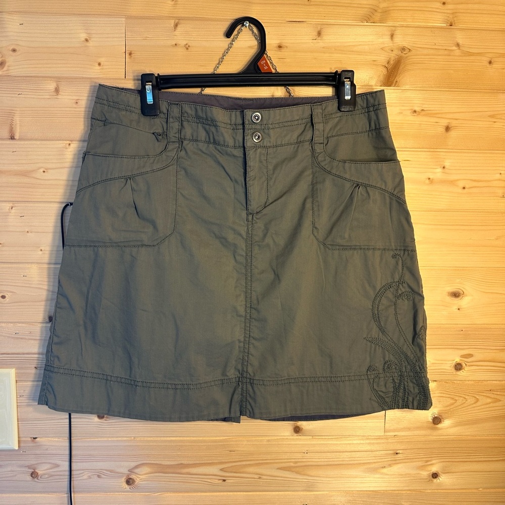 REI skirt size 10